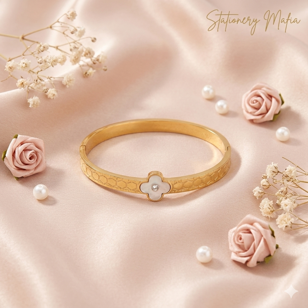 Ivory Clover Statement Bangle